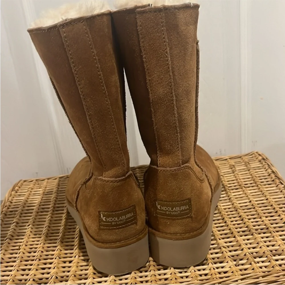 Koolaburra by Ugg Brown Suede Winter Boots - Picture 2 of 8